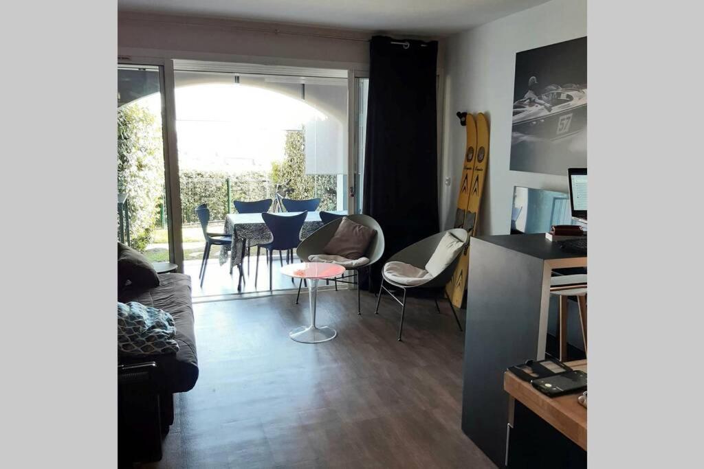Magnifique Rez De Jardin & Piscine & Bord De Mer Διαμέρισμα Six-Fours-les-Plages Εξωτερικό φωτογραφία