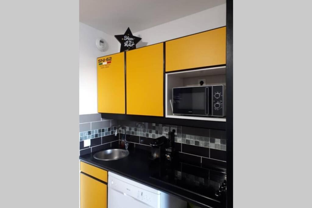 Magnifique Rez De Jardin & Piscine & Bord De Mer Διαμέρισμα Six-Fours-les-Plages Εξωτερικό φωτογραφία